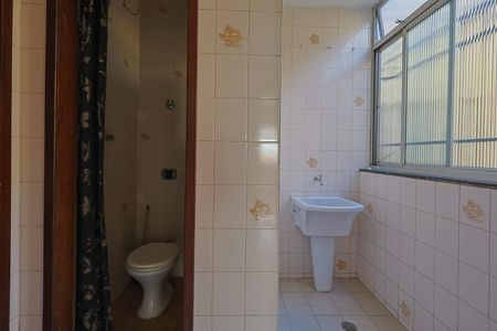 Apartamento à venda com 75m², 2 quartos e 1 vaga Apartamento à venda com 75m², 2 quartos e 1 vagaÁrea de serviço/Banheiro de serviço