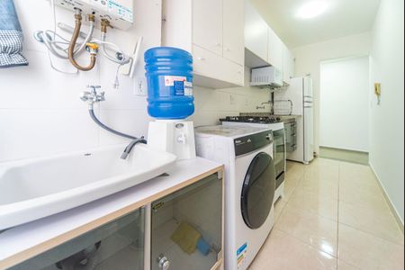 Apartamento para alugar com 55m², 2 quartos e 1 vaga Apartamento para alugar com 55m², 2 quartos e 1 vagaÁrea de Serviço