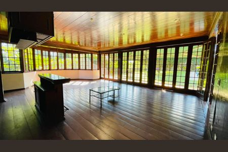 Casa de condomínio para alugar com 5000m², 5 quartos e 4 vagas Casa de condomínio para alugar com 5000m², 5 quartos e 4 vagasEspaço para festas