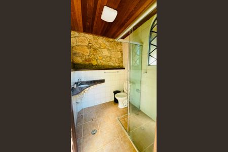 Casa de condomínio para alugar com 5000m², 5 quartos e 4 vagas Casa de condomínio para alugar com 5000m², 5 quartos e 4 vagasBanheiro
