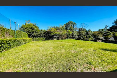 Casa de condomínio para alugar com 5000m², 5 quartos e 4 vagas Casa de condomínio para alugar com 5000m², 5 quartos e 4 vagasCampo de futebol