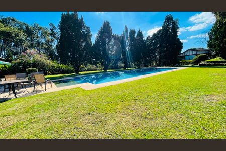 Casa de condomínio para alugar com 5000m², 5 quartos e 4 vagas Casa de condomínio para alugar com 5000m², 5 quartos e 4 vagasPiscina