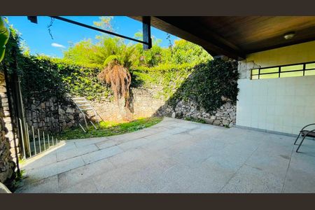 Casa de condomínio para alugar com 5000m², 5 quartos e 4 vagas Casa de condomínio para alugar com 5000m², 5 quartos e 4 vagasEntrada da Sauna