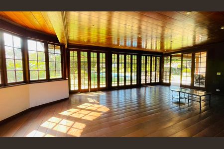 Casa de condomínio para alugar com 5000m², 5 quartos e 4 vagas Casa de condomínio para alugar com 5000m², 5 quartos e 4 vagasEspaço para festas