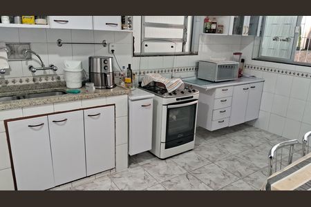 Casa à venda com 4 quartos, 600m² em Piedade, Rio de Janeiro