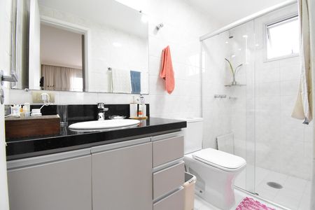 Apartamento à venda com 89m², 3 quartos e 1 vagaBanheiro da Suíte