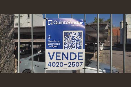 Apartamento à venda com 55m², 2 quartos e 1 vaga Apartamento à venda com 55m², 2 quartos e 1 vagaPlaca