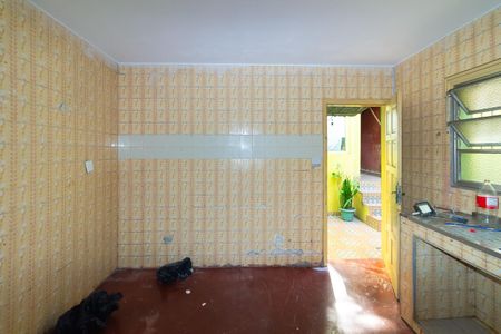 Cozinha de casa para alugar com 1 quarto, 50m² em Jardim Três Marias, São Paulo