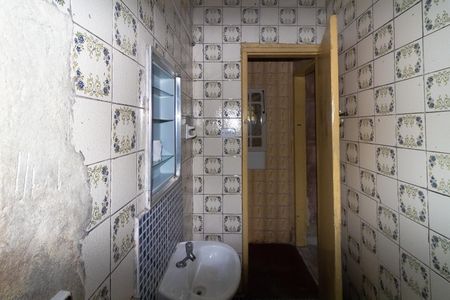 Banheiro de casa para alugar com 1 quarto, 50m² em Jardim Três Marias, São Paulo
