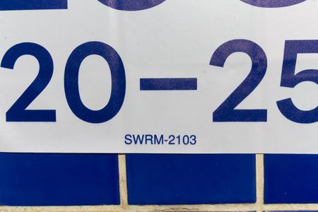 Placa de casa para alugar com 1 quarto, 50m² em Jardim Três Marias, São Paulo