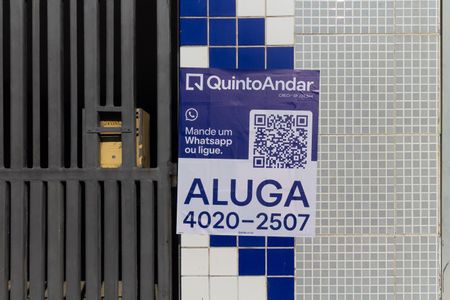 Placa de casa para alugar com 1 quarto, 50m² em Jardim Três Marias, São Paulo