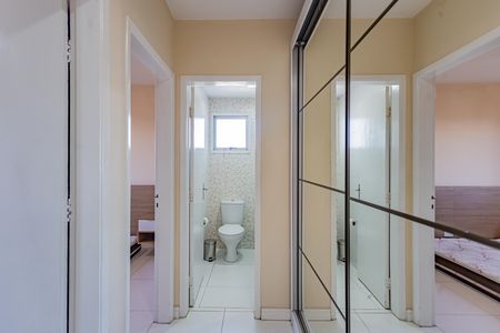 Corredor de apartamento para alugar com 2 quartos, 55m² em Vila Vera, São Paulo