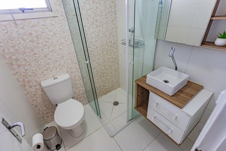 Banheiro de apartamento para alugar com 2 quartos, 55m² em Vila Vera, São Paulo