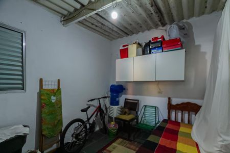 Casa à venda com 180m², 3 quartos e 2 vagas Casa à venda com 180m², 3 quartos e 2 vagasQuarto Casa 2