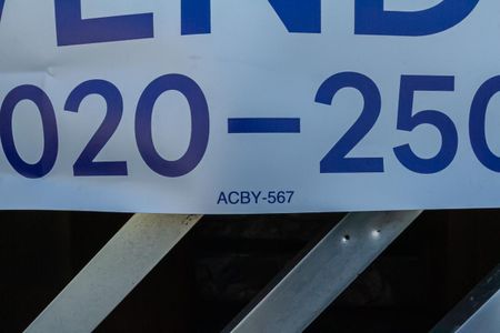 Placa ACBY-567 de casa à venda com 3 quartos, 180m² em Jardim Nascimento, São Bernardo do Campo