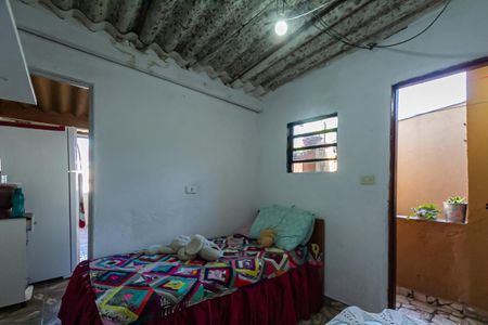 Casa à venda com 180m², 3 quartos e 2 vagas Casa à venda com 180m², 3 quartos e 2 vagasSala Casa 2