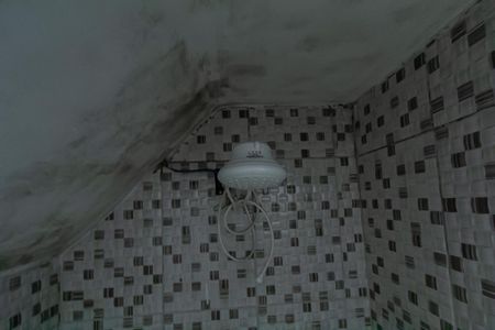 Casa à venda com 180m², 3 quartos e 2 vagas Casa à venda com 180m², 3 quartos e 2 vagasBanheiro da Suíte