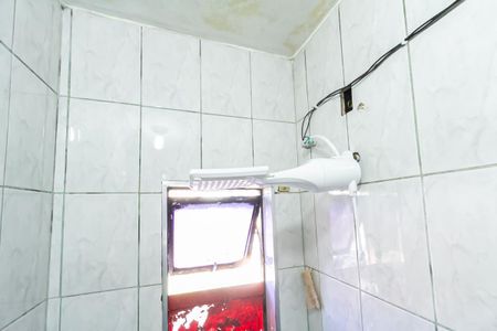 Casa à venda com 180m², 3 quartos e 2 vagas Casa à venda com 180m², 3 quartos e 2 vagasBanheiro Social