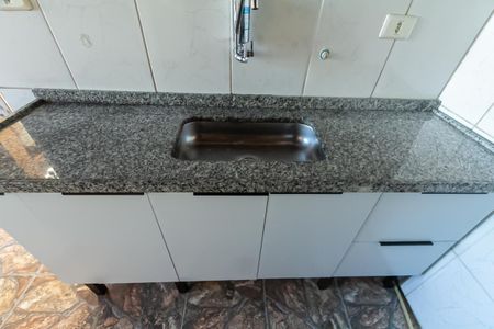 Casa à venda com 180m², 3 quartos e 2 vagas Casa à venda com 180m², 3 quartos e 2 vagasCozinha Casa 2