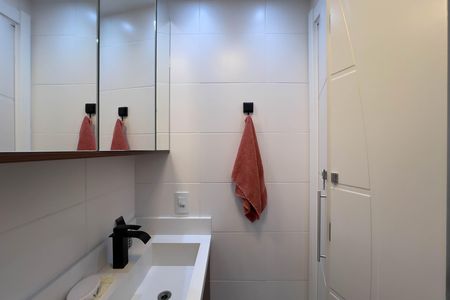 Banheiro de apartamento à venda com 2 quartos, 36m² em Cambuci, São Paulo