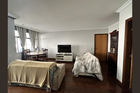 Apartamento à venda com 108m², 4 quartos e 2 vagas Apartamento à venda com 108m², 4 quartos e 2 vagasQuarto 2