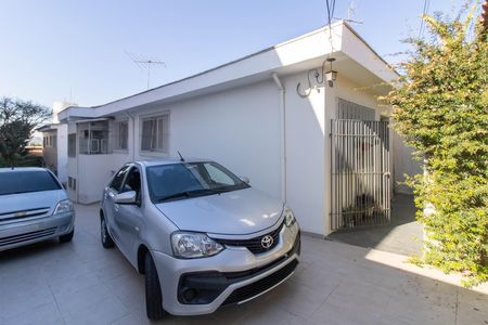 Garagem  de casa à venda com 7 quartos, 278m² em Parque Goncalves Junior, Guarulhos