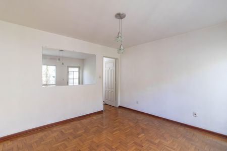 Sala de casa para alugar com 2 quartos, 91m² em Parque Goncalves Junior, Guarulhos