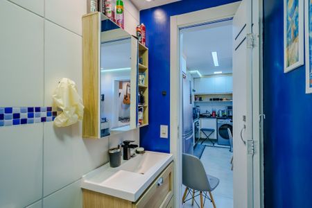 Apartamento para alugar com 34m², 2 quartos e sem vaga Apartamento para alugar com 34m², 2 quartos e sem vagaBanheiro
