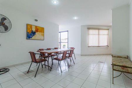 Apartamento à venda com 87m², 3 quartos e 2 vagas Apartamento à venda com 87m², 3 quartos e 2 vagasÁrea comum - Salão de festas