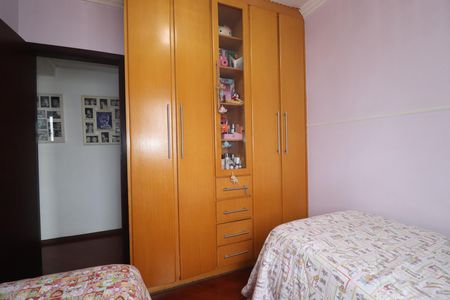 Apartamento à venda com 87m², 3 quartos e 2 vagasQuarto 2