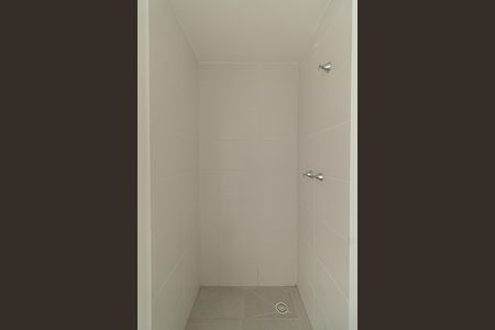 Banheiro de apartamento à venda com 2 quartos, 42m² em Cidade Antônio Estêvão de Carvalho, São Paulo