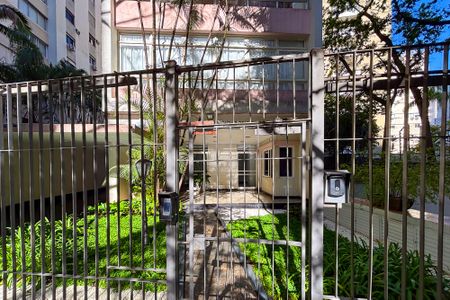 Apartamento à venda com 207m², 3 quartos e 2 vagas Apartamento à venda com 207m², 3 quartos e 2 vagasfachada do predio