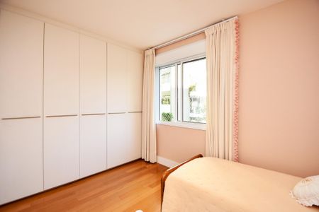 Apartamento à venda com 207m², 3 quartos e 2 vagas Apartamento à venda com 207m², 3 quartos e 2 vagasquarto 2