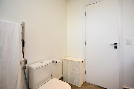 Apartamento à venda com 207m², 3 quartos e 2 vagas Apartamento à venda com 207m², 3 quartos e 2 vagasbanheiro quarto 3