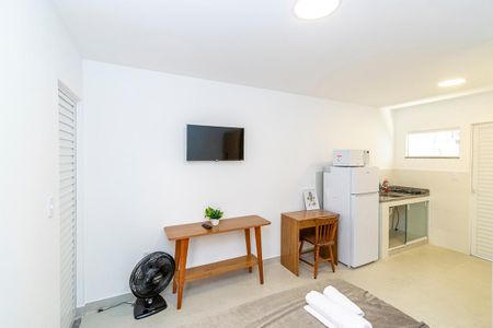 Casa para alugar com 22m², 1 quarto e sem vaga Casa para alugar com 22m², 1 quarto e sem vagaStudio