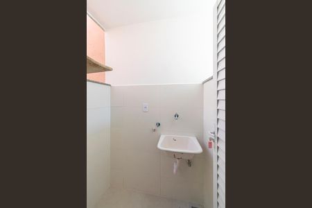 Área de Serviço de casa para alugar com 1 quarto, 22m² em Penha, Rio de Janeiro