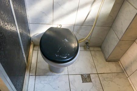 Banheiro de casa de condomínio para alugar com 2 quartos, 100m² em Engenho Novo, Rio de Janeiro