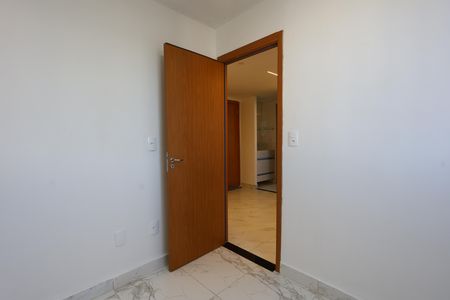 Apartamento à venda com 37m², 2 quartos e sem vaga Apartamento à venda com 37m², 2 quartos e sem vagaquarto 1