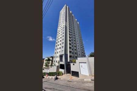 Apartamento à venda com 37m², 2 quartos e sem vaga Apartamento à venda com 37m², 2 quartos e sem vagaFachada