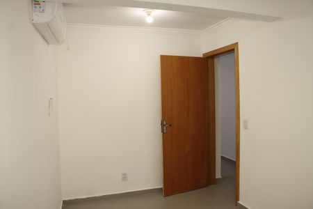 Casa para alugar com 1 quarto, 51m² em Vila Cardoso Franco, São Paulo