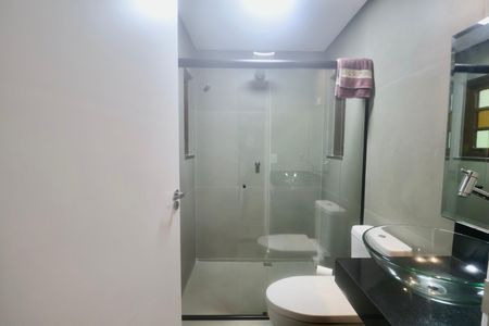 Casa para alugar com 105m², 3 quartos e 3 vagas Casa para alugar com 105m², 3 quartos e 3 vagasBanheiro Social