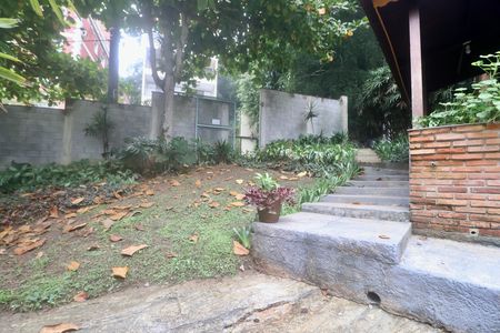 Casa para alugar com 105m², 3 quartos e 3 vagas Casa para alugar com 105m², 3 quartos e 3 vagasVaranda