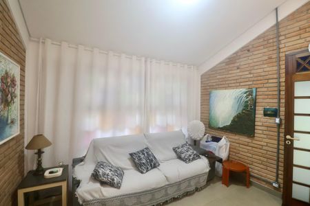 Casa para alugar com 105m², 3 quartos e 3 vagas Casa para alugar com 105m², 3 quartos e 3 vagasSala