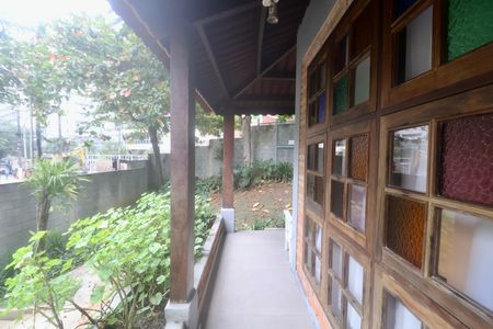 Casa para alugar com 105m², 3 quartos e 3 vagas Casa para alugar com 105m², 3 quartos e 3 vagasVaranda