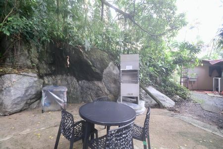 Casa para alugar com 105m², 3 quartos e 3 vagas Casa para alugar com 105m², 3 quartos e 3 vagasVaranda