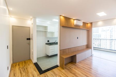 Apartamento para alugar com 76m², 2 quartos e 1 vaga Apartamento para alugar com 76m², 2 quartos e 1 vagaSala