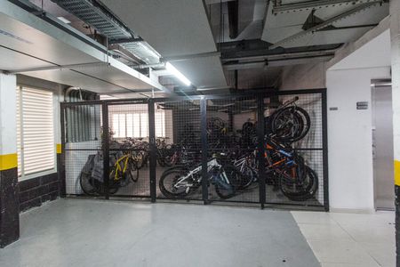 Apartamento para alugar com 76m², 2 quartos e 1 vagaÁrea comum