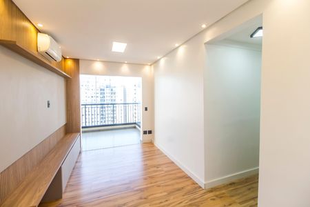 Apartamento para alugar com 76m², 2 quartos e 1 vaga Apartamento para alugar com 76m², 2 quartos e 1 vagaSala