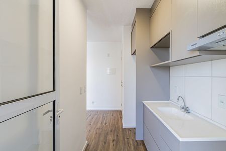 Cozinha de apartamento para alugar com 2 quartos, 41m² em Várzea da Barra Funda, São Paulo