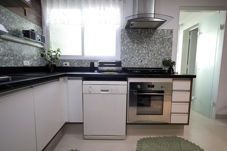 Apartamento à venda com 110m², 3 quartos e 2 vagas Apartamento à venda com 110m², 3 quartos e 2 vagasCozinha